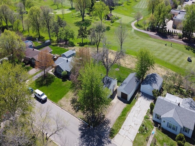 140 Carol Ln in St. Paul, MN - Building Photo - Building Photo