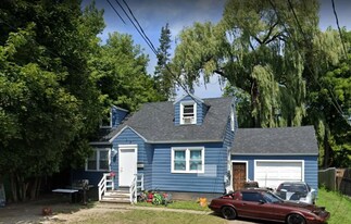 122 W Florence Ave in Syracuse, NY - Building Photo