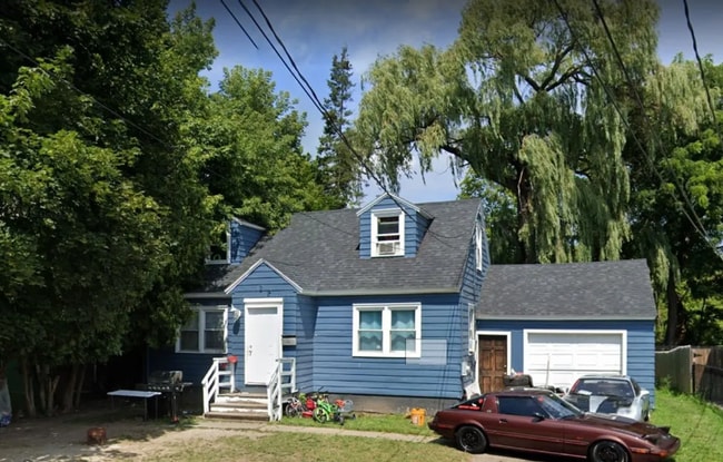 property at 122 W Florence Ave