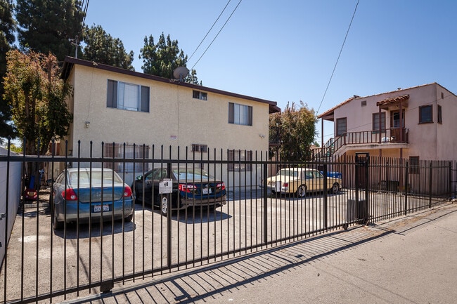 2123 Alsace Ave, Unit Unit A in Los Angeles, CA - Building Photo - Building Photo