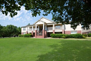 Eagle Hill I/IV in Little Rock, AR - Building Photo