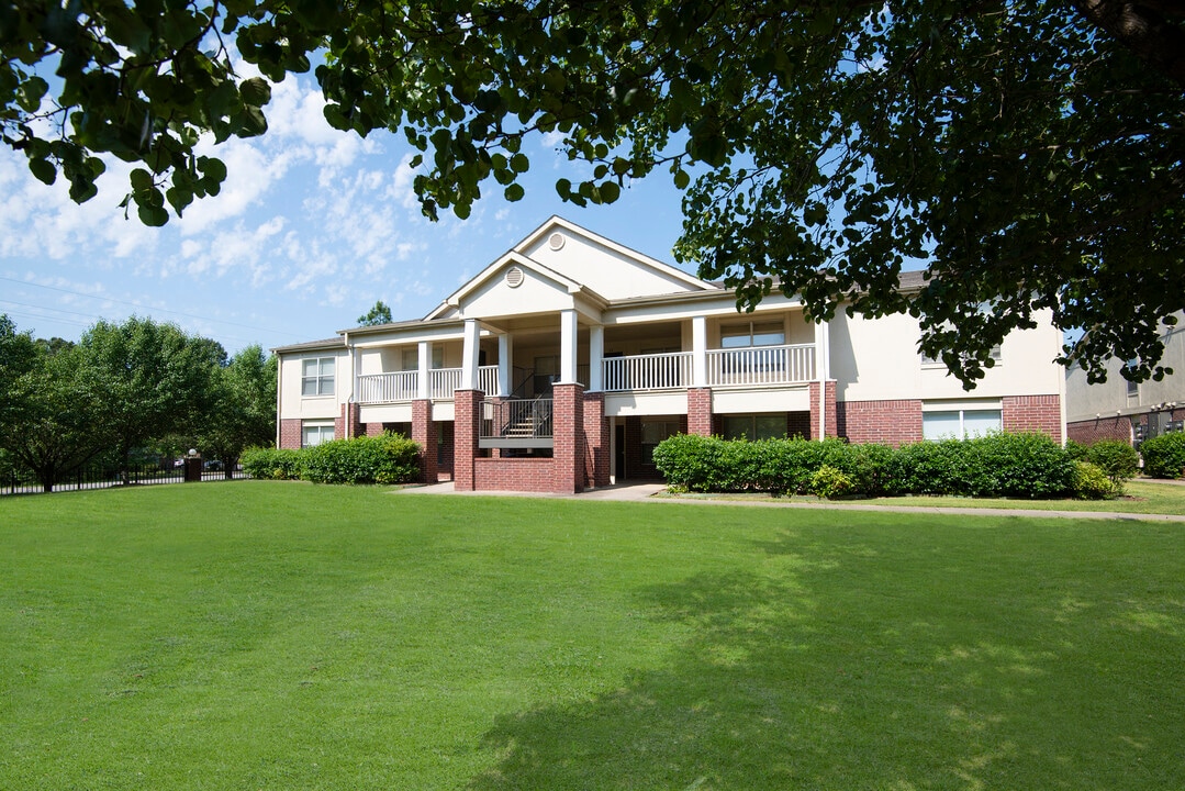 Eagle Hill I/IV in Little Rock, AR - Foto de edificio