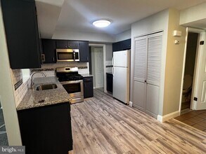 1756 Hybrid Pl in Clementon, NJ - Building Photo - Building Photo