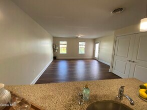 3 Hampstead Pl in Saratoga Springs, NY - Building Photo - Building Photo