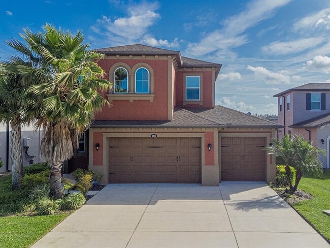 property at 28923 Lucero Ln