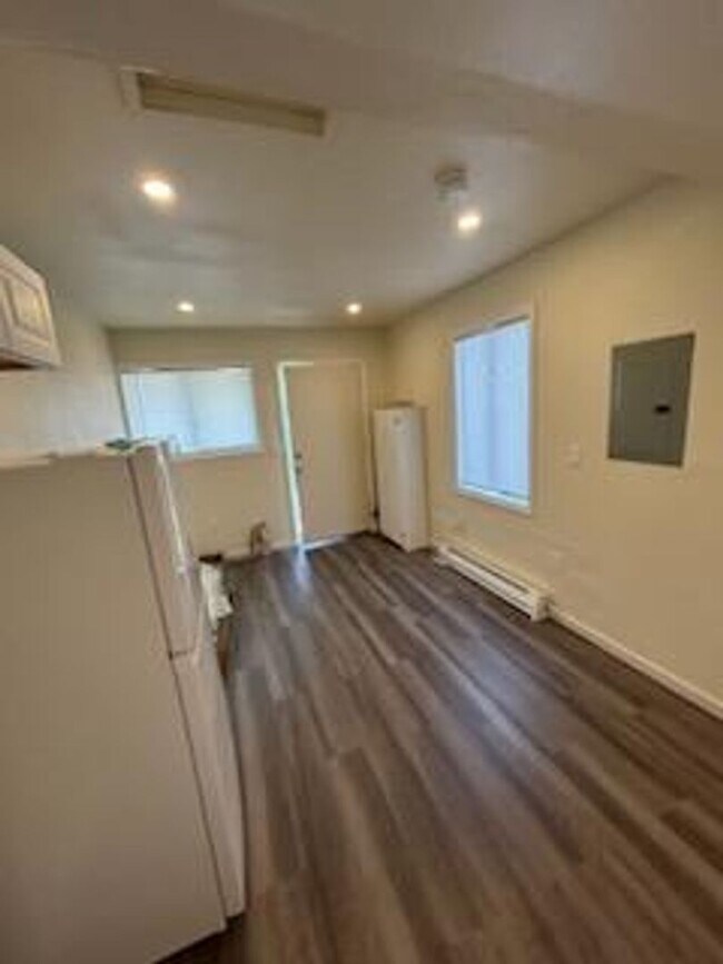 1983 Sutter Rd, Unit Unit #4 in Mckinleyville, CA - Building Photo - Building Photo