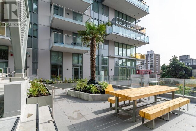 1180-1180 Broughton St in Vancouver, BC - Building Photo - Building Photo