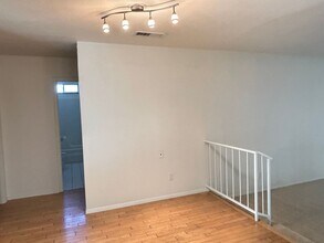 5608 W Acoma Dr in Glendale, AZ - Building Photo - Building Photo