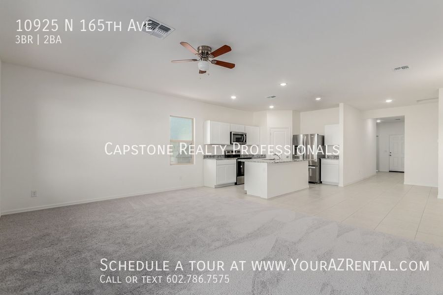 10925 N 165th Ave in Surprise, AZ - Building Photo