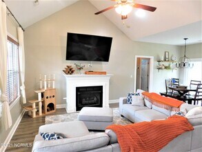157 Hawks Point Rd in Jacksonville, NC - Building Photo - Building Photo