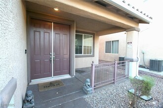 7307 W Dolphine Crest Ave, Unit 01-1806 in Las Vegas, NV - Building Photo - Building Photo