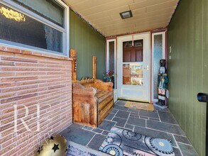 2113 Brashem Ave in Bremerton, WA - Building Photo - Building Photo