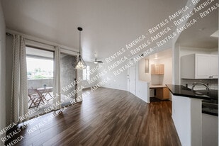 5303 N 7th St, Unit 232 in Phoenix, AZ - Building Photo