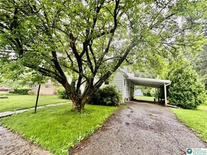 542 Liberty St in Wind Gap, PA - Building Photo - Building Photo