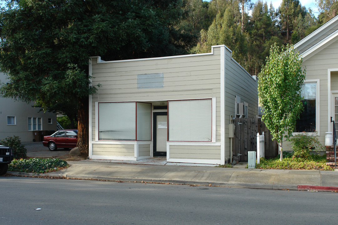 1104-1108 Alhambra Ave in Martinez, CA - Building Photo