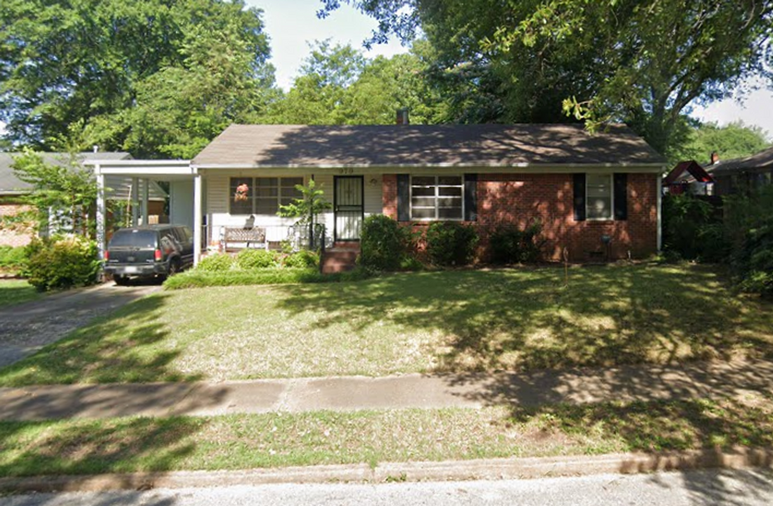 979 Wilbec Rd in Memphis, TN - Building Photo