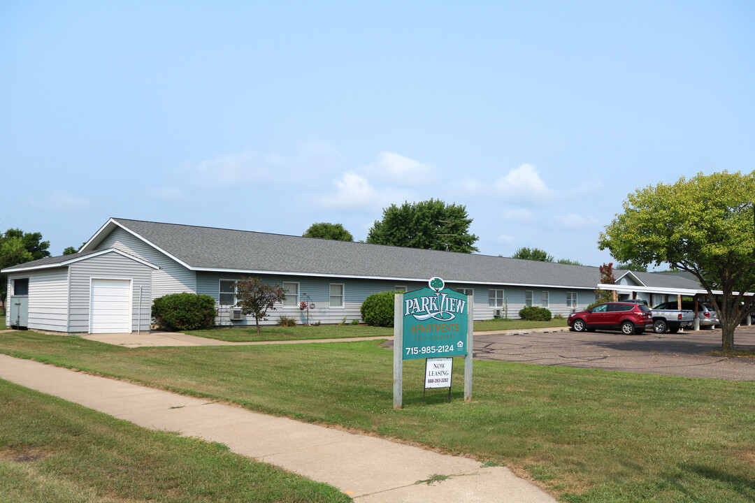 415 S Ogle Ave in Mount Morris, IL - Foto de edificio