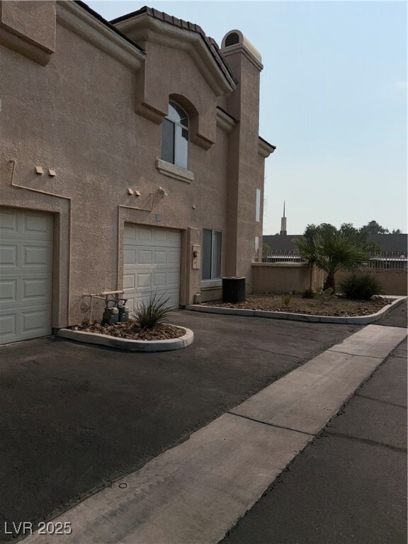 property at 3950 S Sandhill Rd