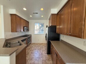 6 Outer Banks Pl in Sacramento, CA - Building Photo - Building Photo