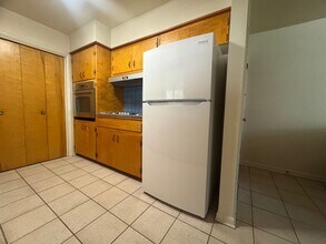 2000 S Richardson Ave in Roswell, NM - Building Photo - Building Photo