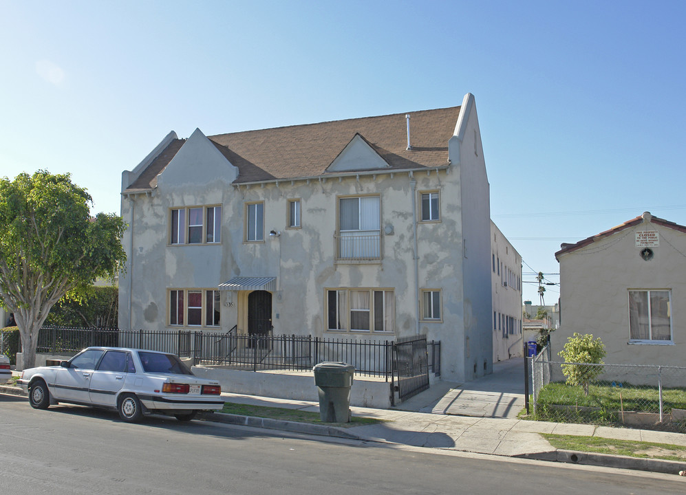 1335 S Bronson Ave in Los Angeles, CA - Building Photo