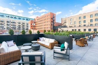 The Duncan in Chicago, IL - Building Photo - Building Photo