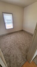 512 Barclay Hills Dr in Oregon City, OR - Building Photo - Building Photo