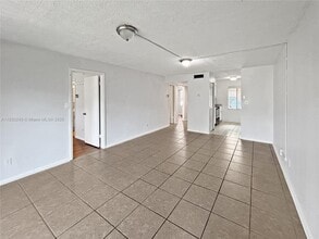 7604 Abbey Ln in Temple Terrace, FL - Building Photo - Building Photo