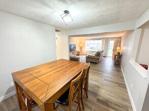 615 W Timothy Dr in Peoria, IL - Building Photo - Building Photo