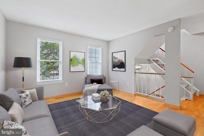 2384 Branleigh Park Ct in Reston, VA - Building Photo - Building Photo