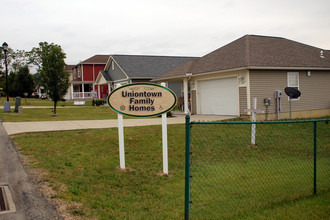 Uniontown Family Homes in Uniontown, PA - Building Photo - Building Photo