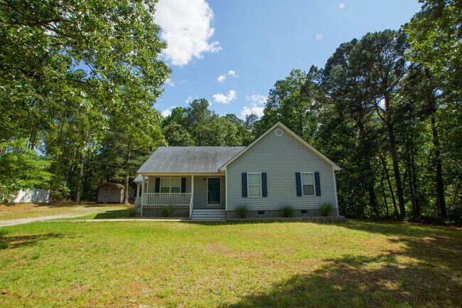 5705 Katha Dr in Holly Springs, NC - Building Photo - Building Photo