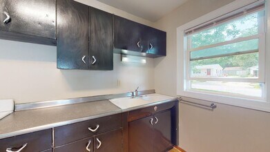 238 Village Dr in Ames, IA - Building Photo - Building Photo