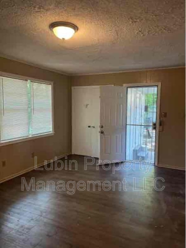 1165 Nester Cove in Memphis, TN - Building Photo - Building Photo