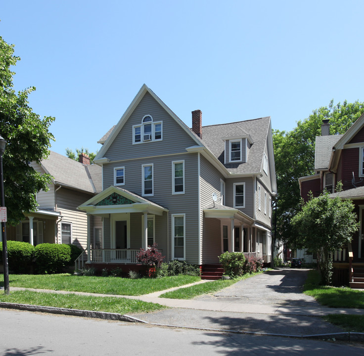 304 Meigs St in Rochester, NY - Building Photo