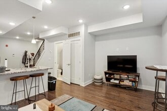 818 N 16th St in Philadelphia, PA - Building Photo - Building Photo