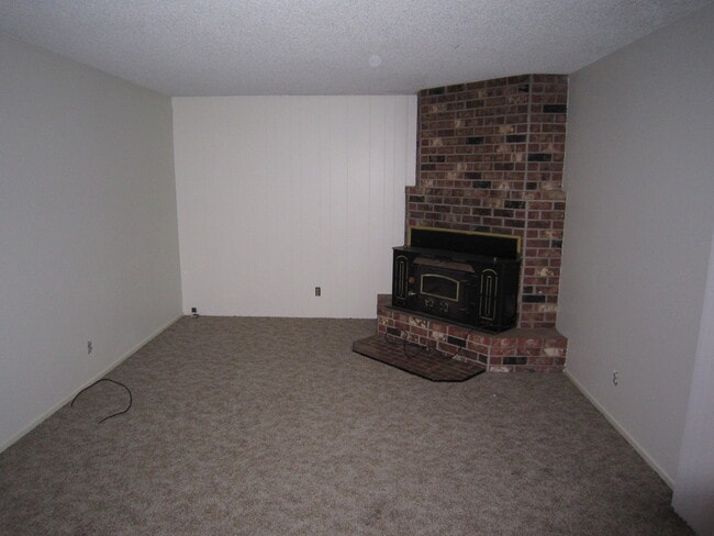 2162 Northtree Dr NE in Keizer, OR - Building Photo - Building Photo