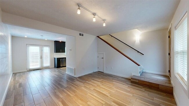 507 Boyett St in College Station, TX - Foto de edificio - Building Photo