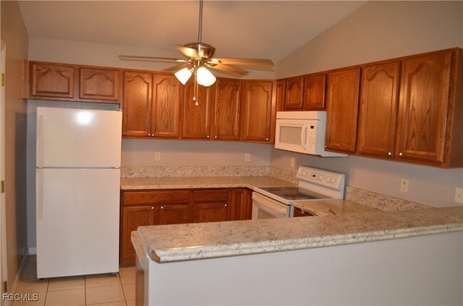 2304 NE 8th Pl in Cape Coral, FL - Building Photo - Building Photo