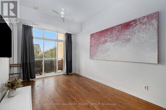 682 Churchill Ave N in Ottawa, ON - Building Photo - Building Photo