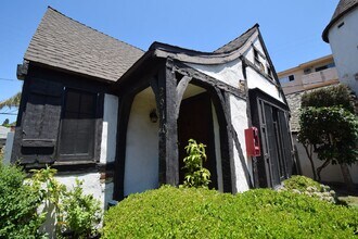2906 Griffith Park Blvd-Unit -2910 in Los Angeles, CA - Building Photo - Building Photo