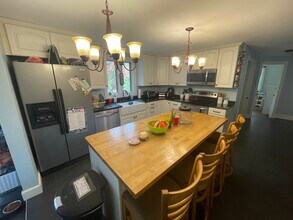 803 Stonehouse Rd in Coventry, CT - Building Photo - Building Photo
