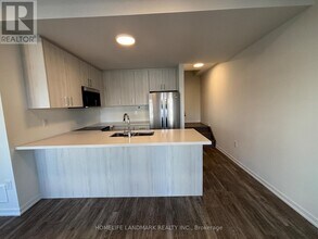 182 Matawin Ln in Richmond Hill, ON - Building Photo - Building Photo