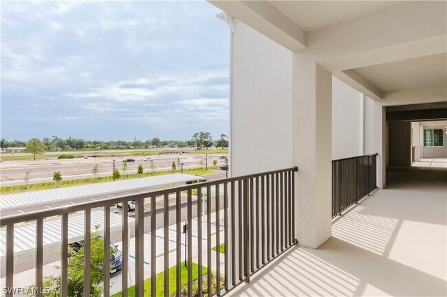 18461 Copperhead Dr in Lehigh Acres, FL - Building Photo - Building Photo