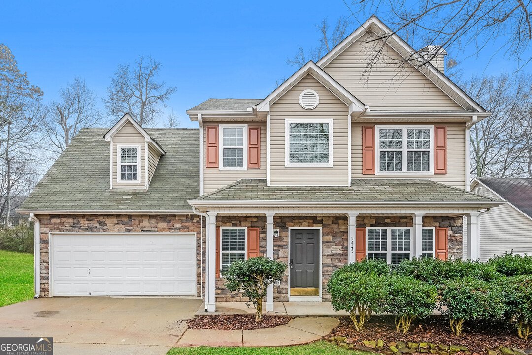 5445 Yellow Pine Dr in Mcdonough, GA - Foto de edificio