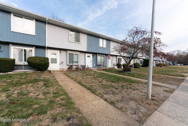 property at 105 Creek Rd