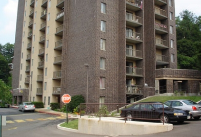 Cumberland Manor in Cumberland, MD - Foto de edificio