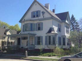 49 S Spring St, Unit 3 in Concord, NH - Building Photo