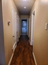 2539 Hillsboro Ave in Dallas, TX - Building Photo - Building Photo