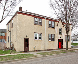 481 Warwick St Apartments